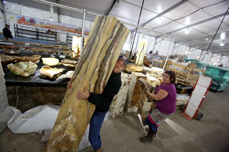 Tucson Gem, Mineral and Fossil Showcase