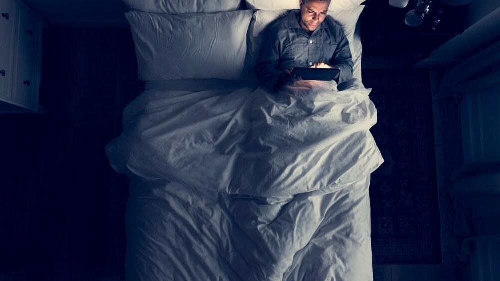 Sunday Scaries Are Wrecking Sleep, Relationships, and Mental Health — Gen Z Hit the Hardest