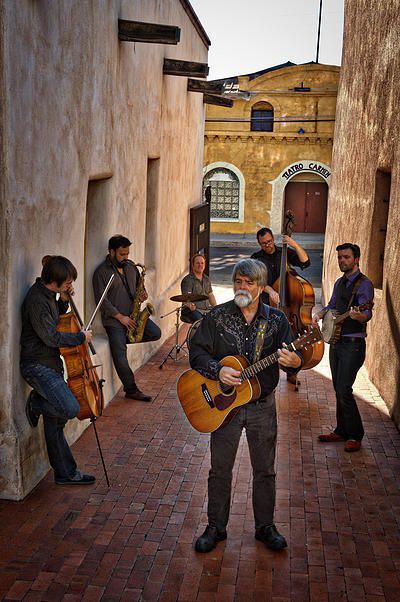 Peter Dalton Ronstadt y El Tucsonense