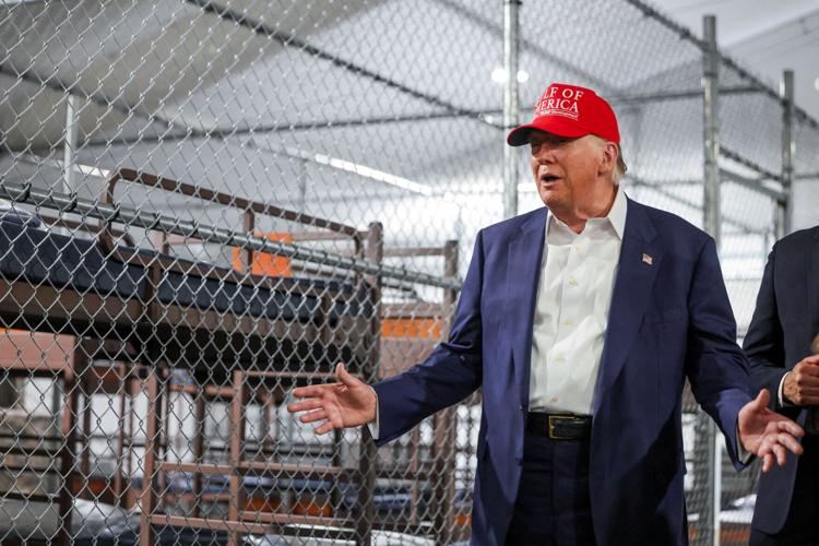 USA-TRUMP/MIGRATION-FLORIDA
