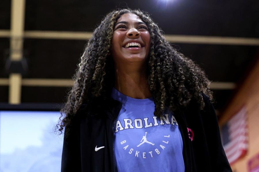 Five-star wing Taliyah Henderson finds ‘that family feel’ at UNC