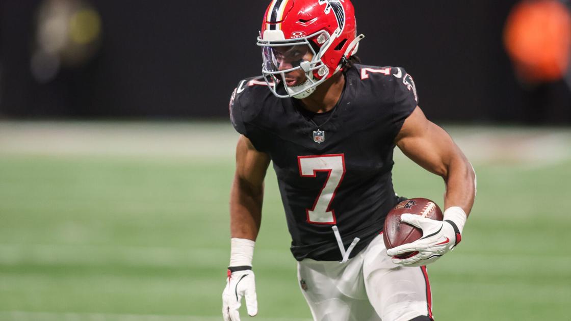 Falcons star Bijan Robinson holds in for bigger payday