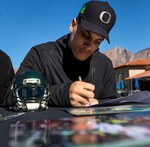 121720-spt-hsfb miller-p1.JPG (copy)