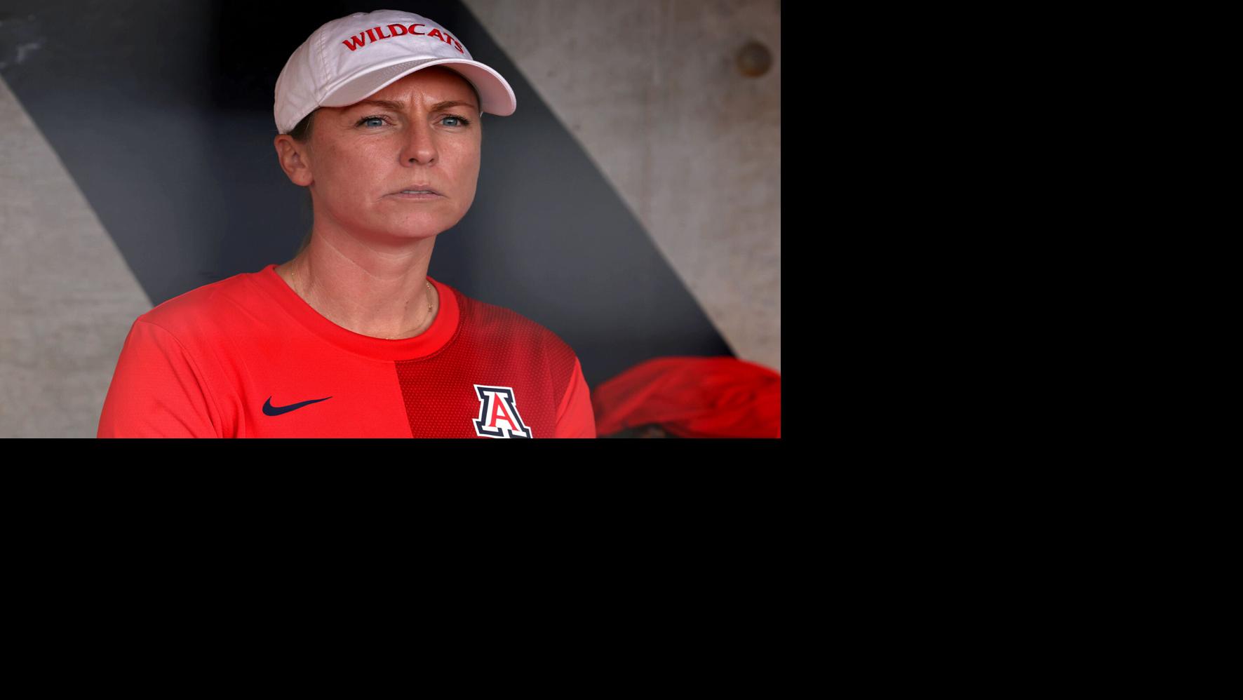 Lack of pitching prowess holding Arizona softball back | Greg Hansen