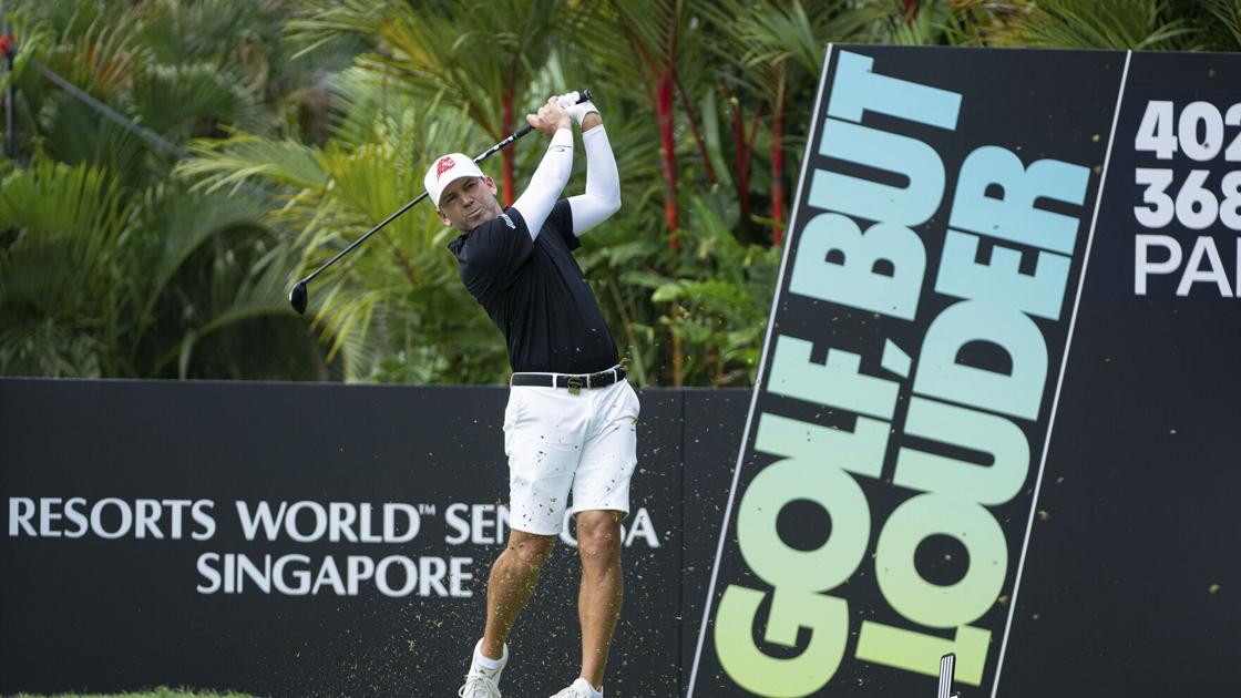 Sergio Garcia tied for 2nd-round lead at LIV Singapore
