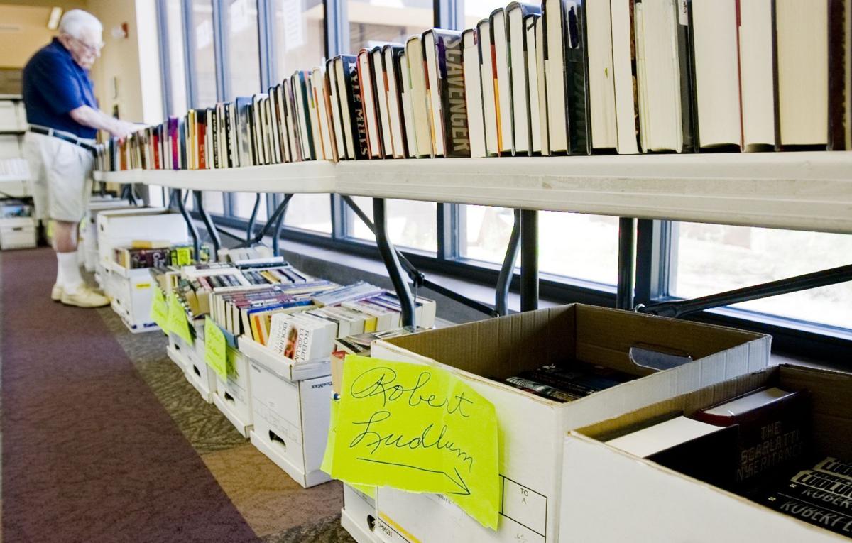 Oro Valley Public Library book sale