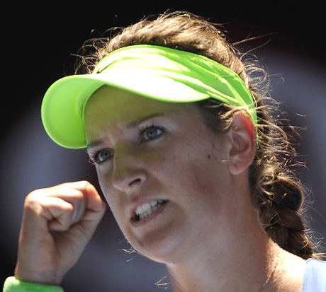 AUstralian Open: Azarenka defeats Clijsters in semis   