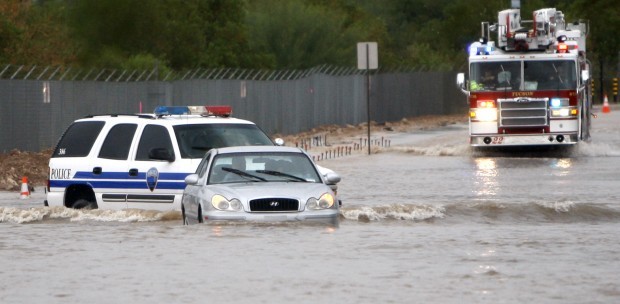 Photo gallery: Powerful storm floods Tucson's southside | Local news ...