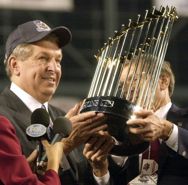 Greg Hansen: Ex-Suns, D-backs exec still inventing himself, success   