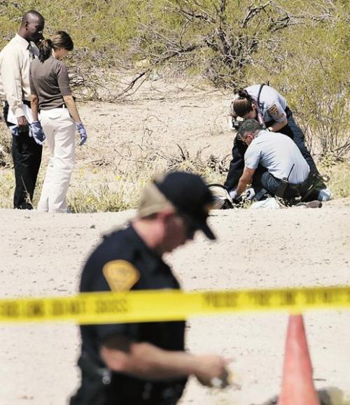 Woman's body found near SE gas station  