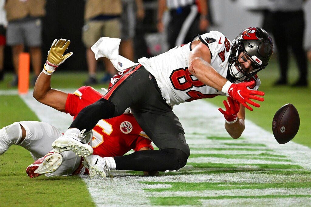 Bengals star seen 'bawling his eyes out' on sideline after 'costing' team  place in Super Bowl