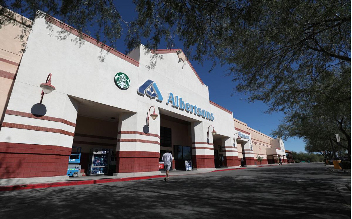 More ֱ stores to be sold in latest Kroger, Albertsons merger plan