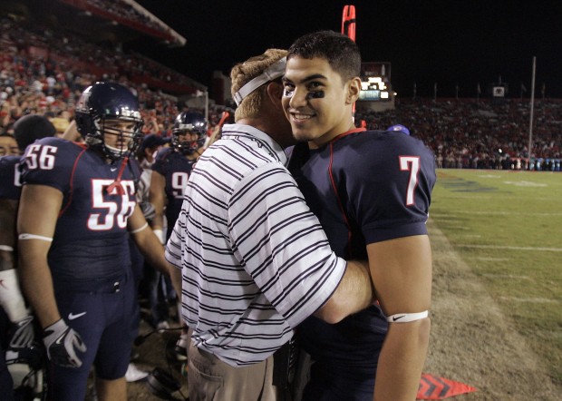 Foles has a clear message: 'I'm an Arizona Wildcat'  