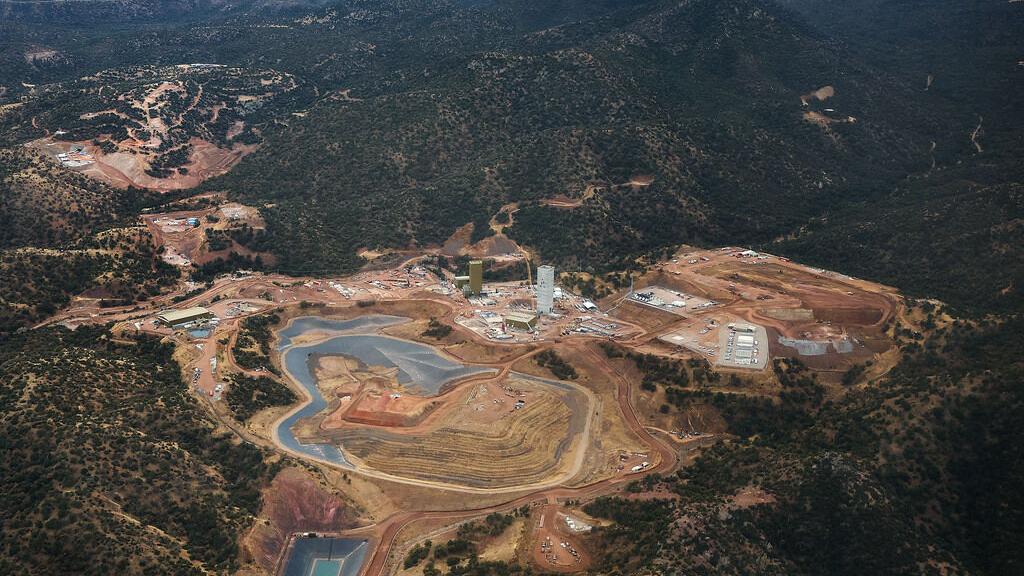 Patagonia mine faces scrutiny after heavy metal discharge