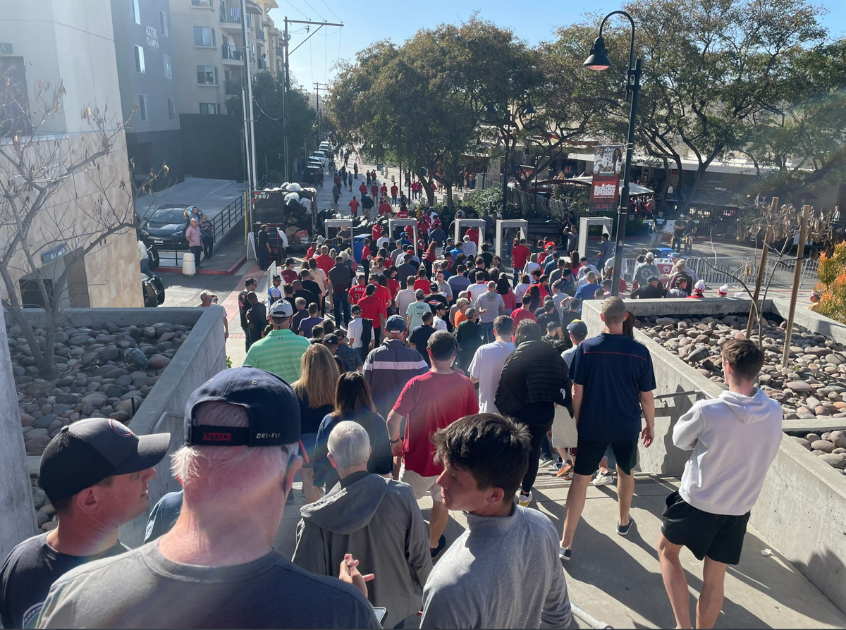 032022-tuc-spt-uabkfans