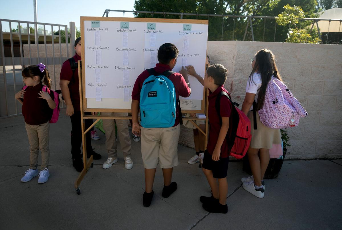 Photos First day of school at Elvira Elementary School, Sunnyside