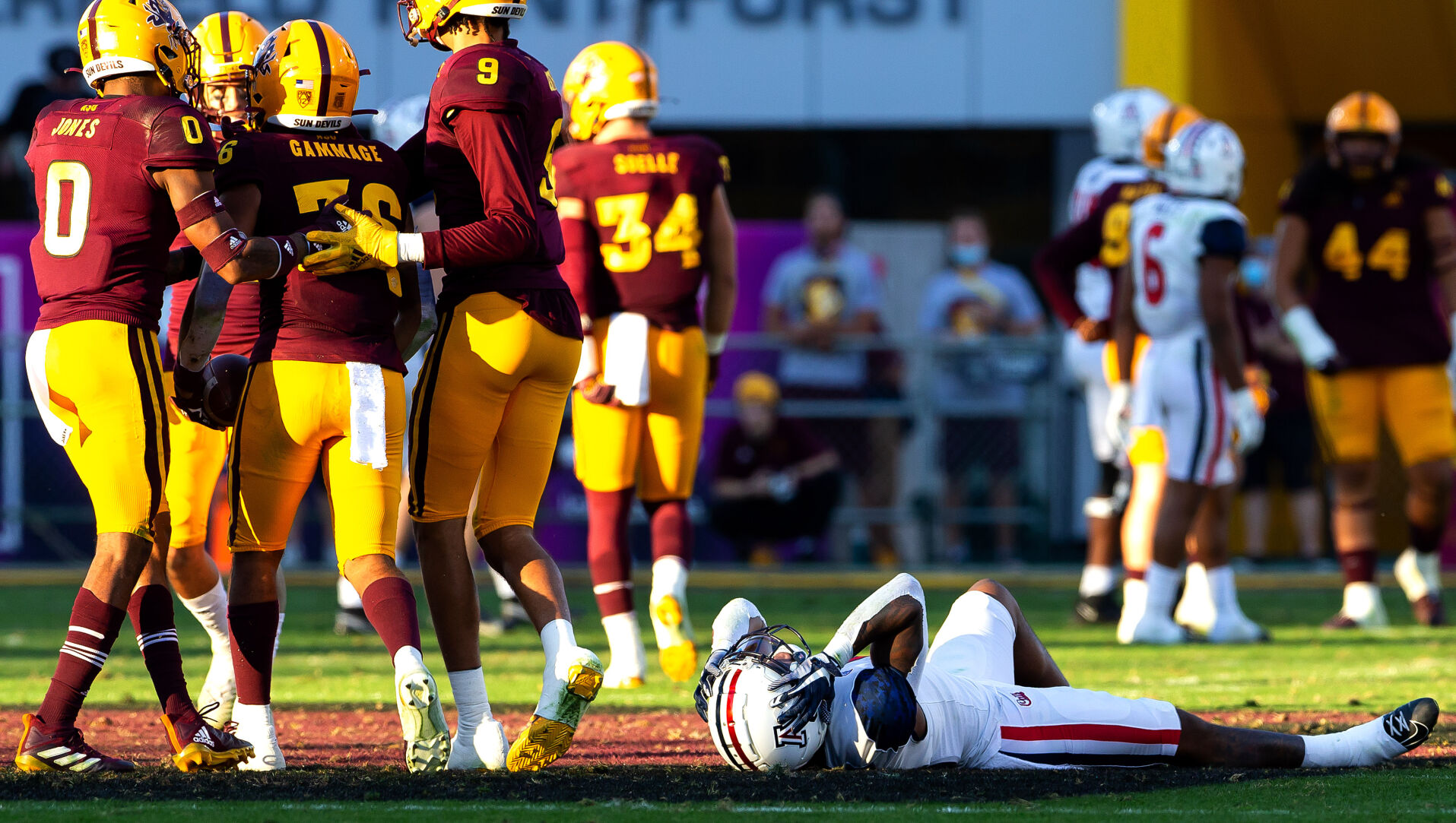 112522-tuc-spt-uafb-p2