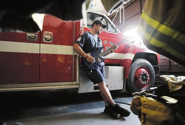 This band in Corona de Tucson is smokin'  