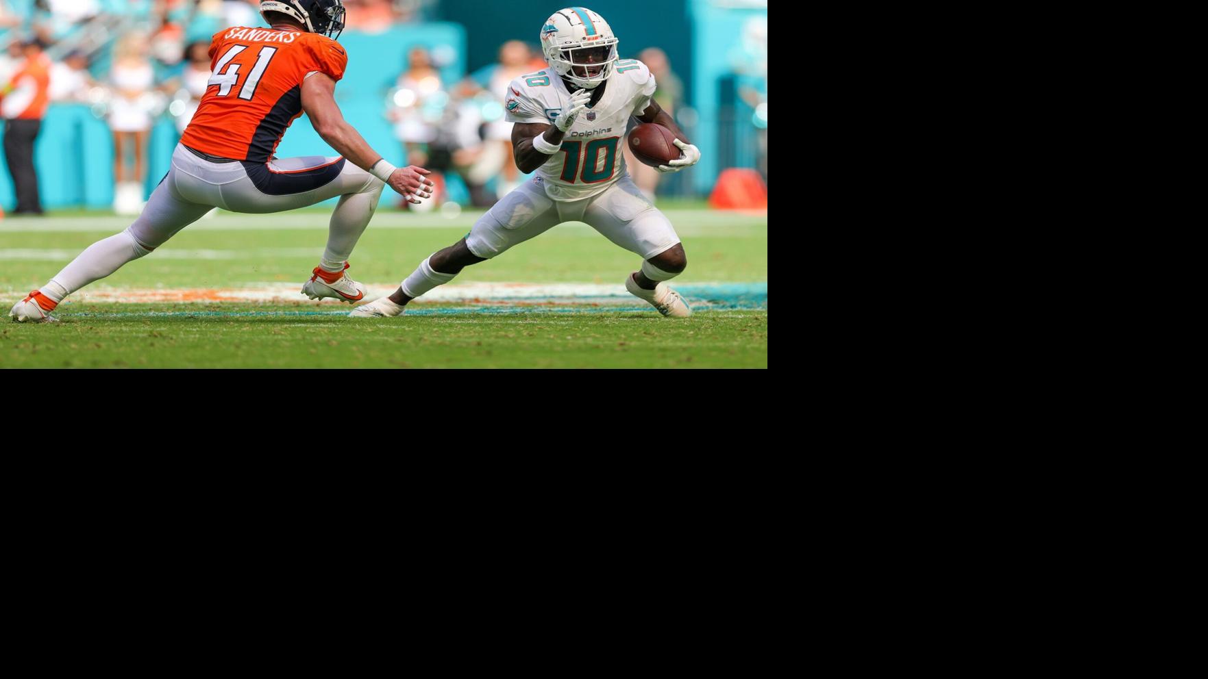 Miami Dolphins score 70 points and take a knee rather than take a shot at  NFL scoring mark