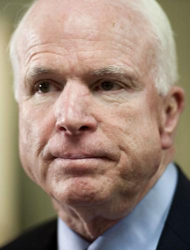 Key senators tightly control immigration debate    