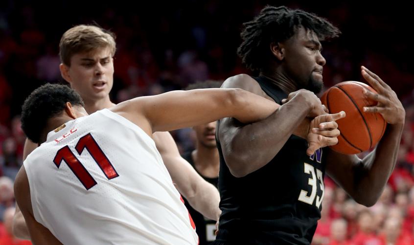 030820-spt-ua bk-p9.jpg