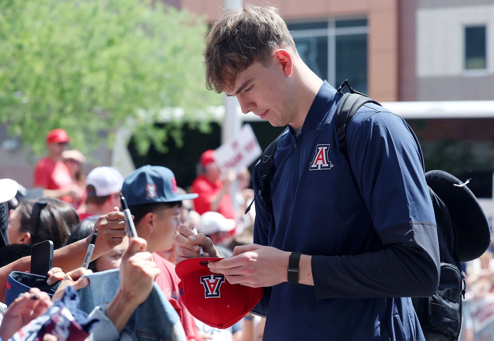 Arizona men's basketball returns from the Final Four