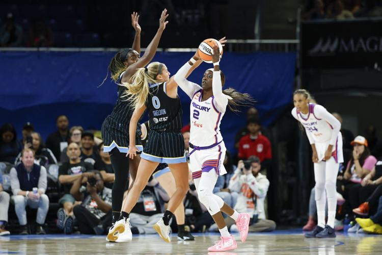 BASKETBALL-WNBA-CHI-PHO/
