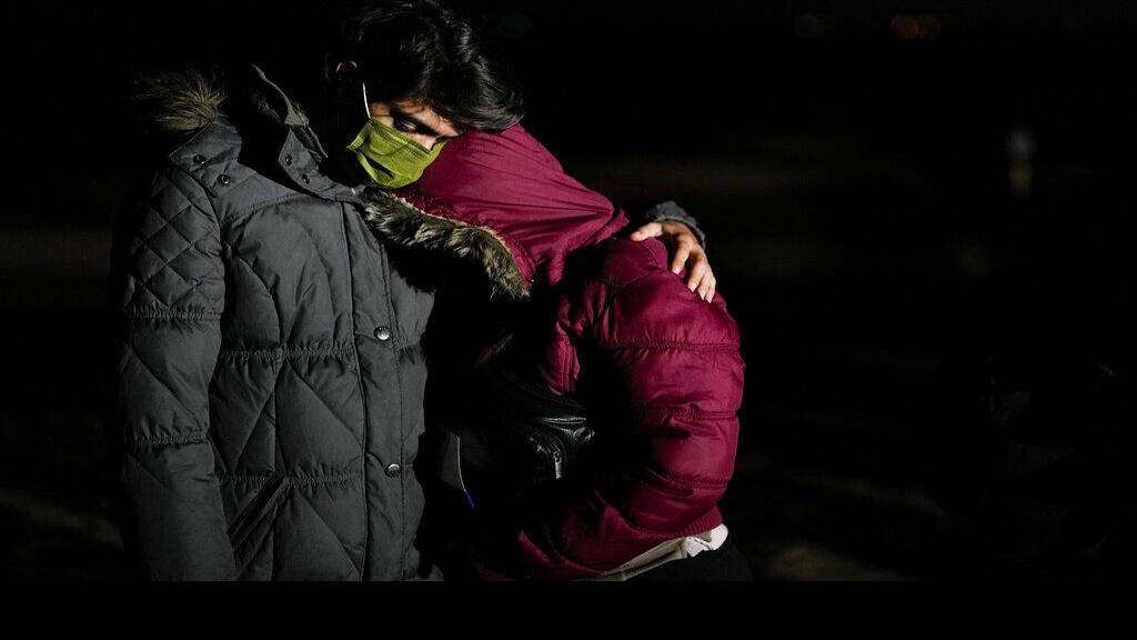 Tucson Sector encounters with migrants hit 15year high