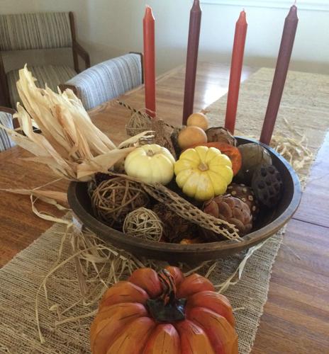 Autumn in Tucson decor: Dried and fresh