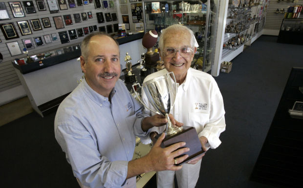 WWII vets vanishing by day; among them, 1 of Tucson's own    