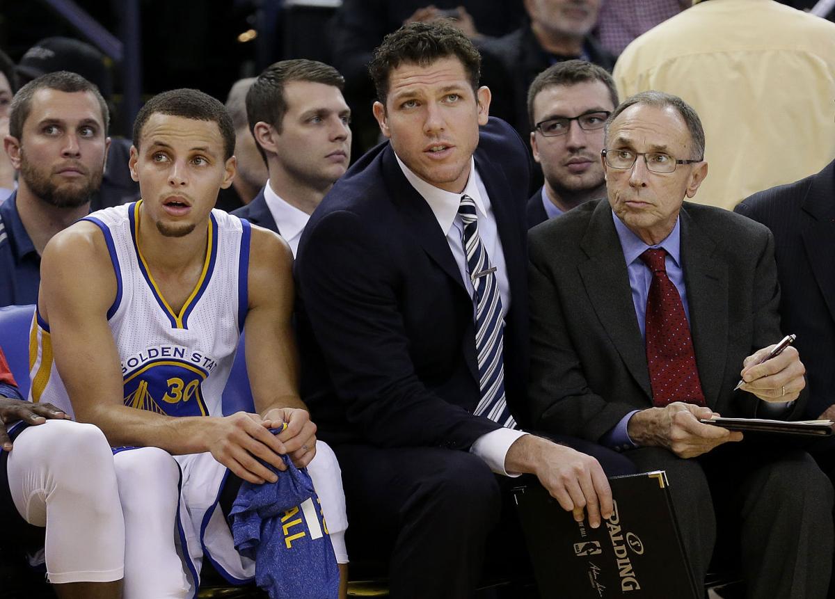 Luke Walton at career crossroads as coach, TV analyst and NBA