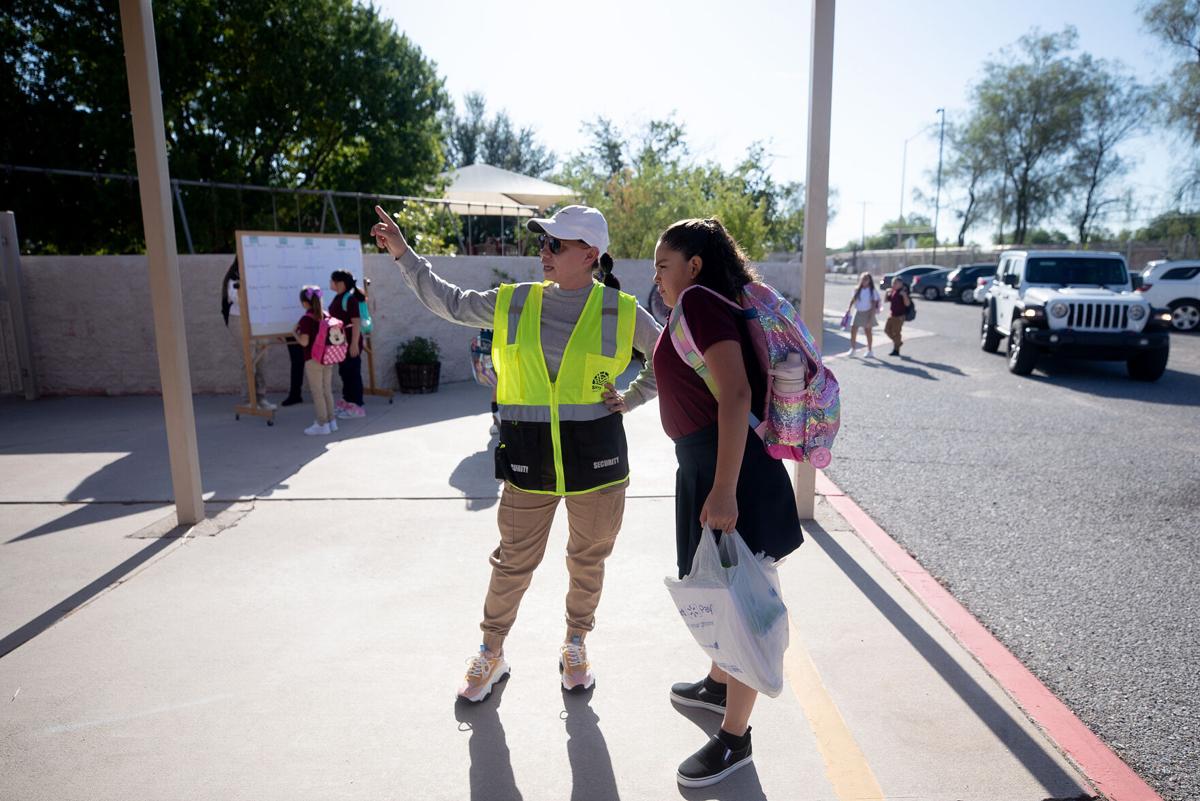 Photos First day of school at Elvira Elementary School, Sunnyside