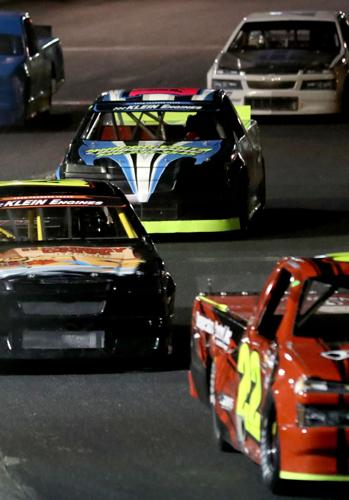 Kelly Jones, racing family