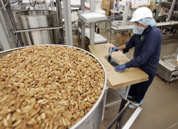 China's appetite aids Sahuarita pecan firm   