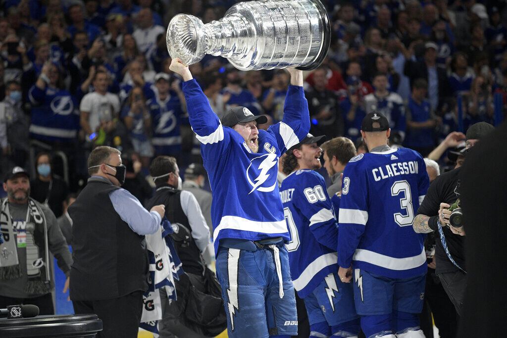Lightning Cup