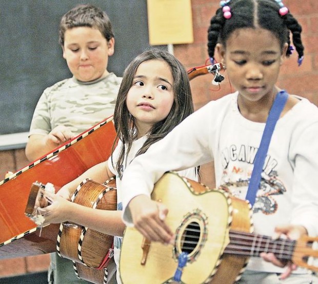 Schools adapt to growing Latino population  