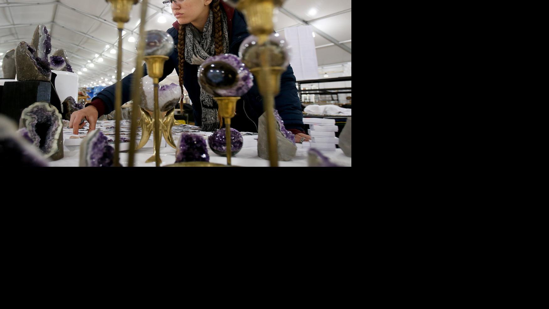 Here's a list of Tucson gem shows, and how to get there