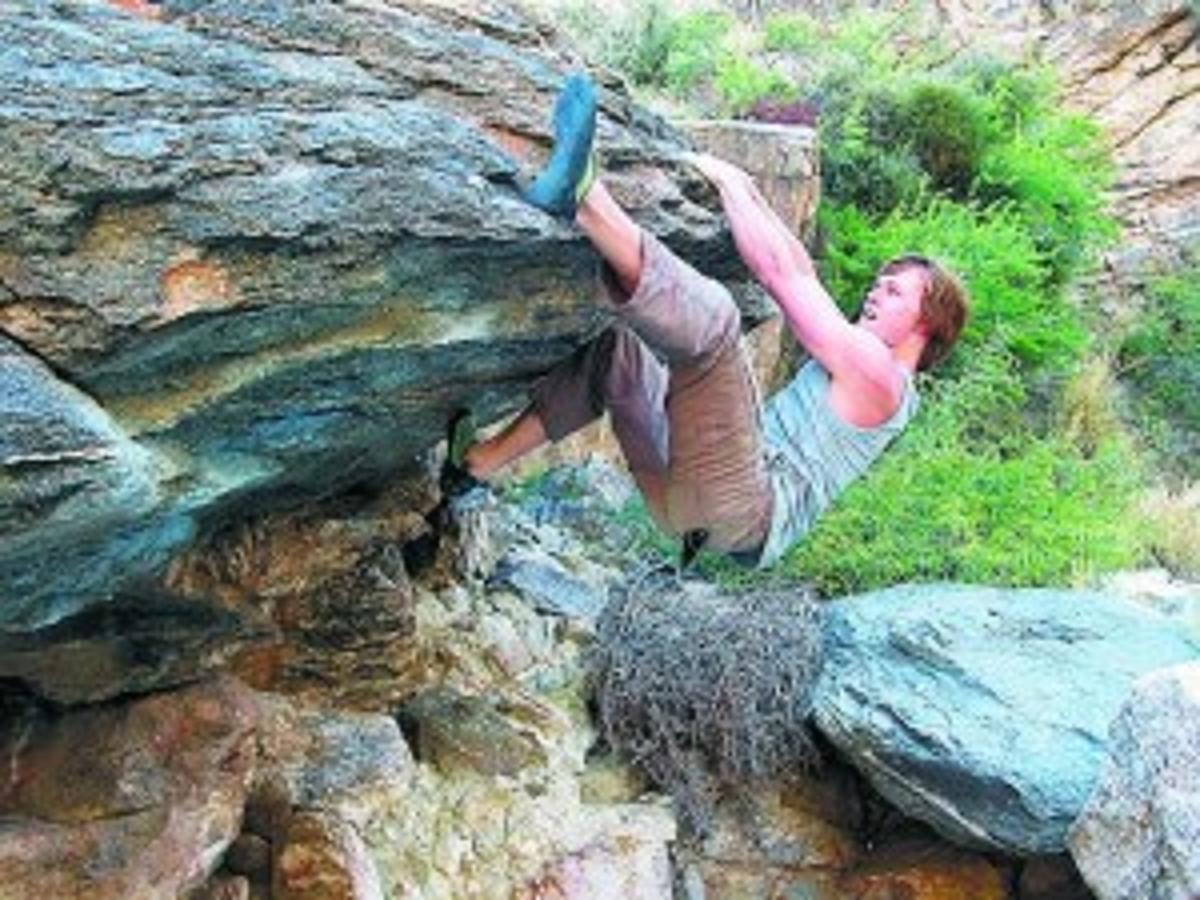 Rock Climbing Bouldering Rocks At Soldier Canyon Recreation Tucson Com