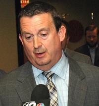 Teachers' union head: Business tax cuts could hurt school-funding deal