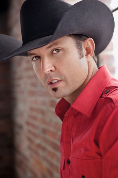 After years of dreaming, Olsen signs deal   