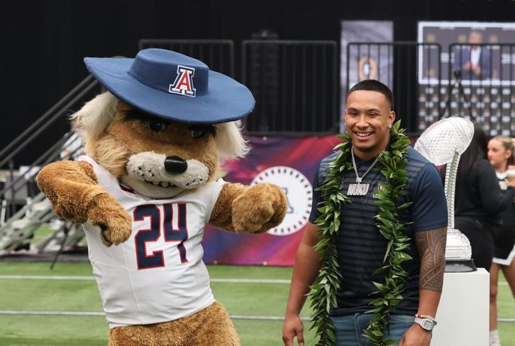 072324-tuc-spt-uafb-big12hurdles-P1