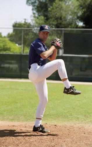 2 former Tucson athletes ink deals as NCAA coaches