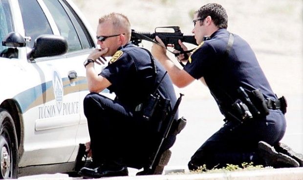 Gunman commits suicide after police standoff at Tucson bank  