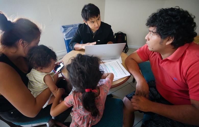 More than 1,400 asylum seekers a day coming through Tucson