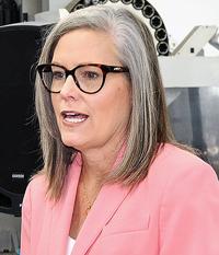 Group drops suit against ӰAV over immigration enforcement records