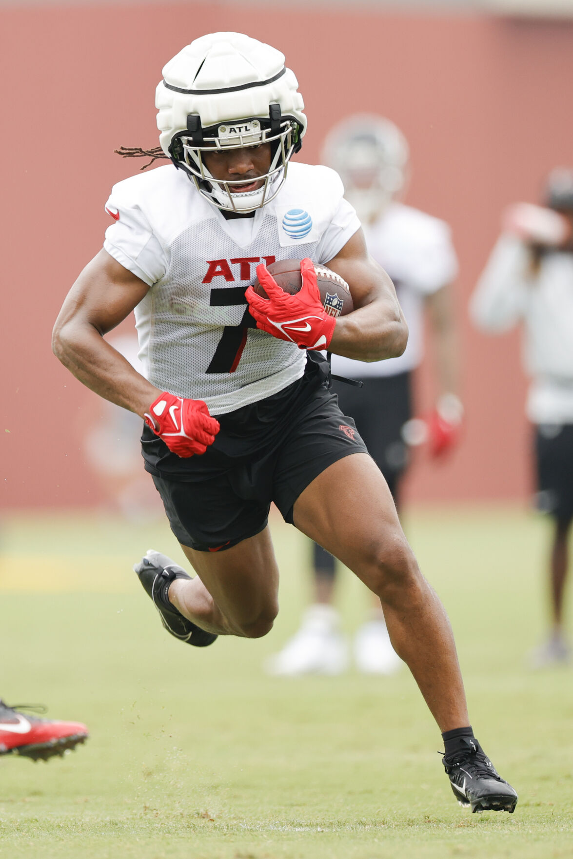 Tucson native Bijan Robinson selected by Atlanta Falcons at No. 8