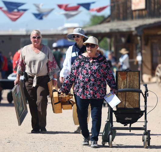 Antiques Roadshow in Tucson