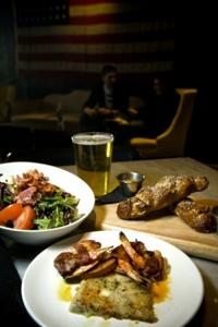 Union Pub: good grub; wings, too    
