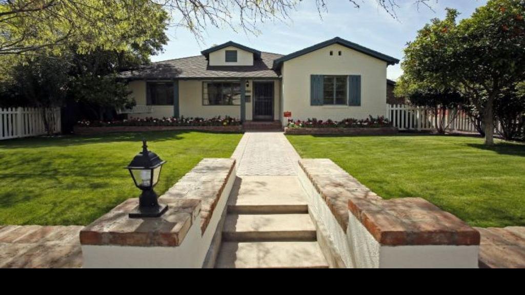 Photos Blenman Elm's Historic Slone home