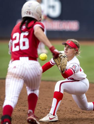 030920-spt-ua softball-p1.JPG